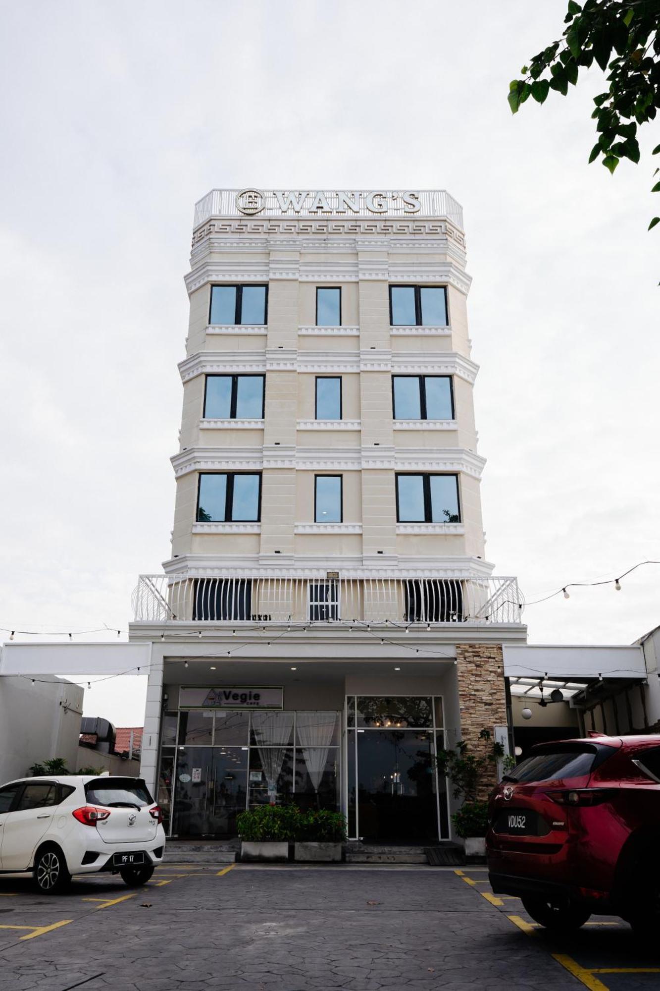 Wangs Hotel Gurney Drive Джорджтаун Экстерьер фото